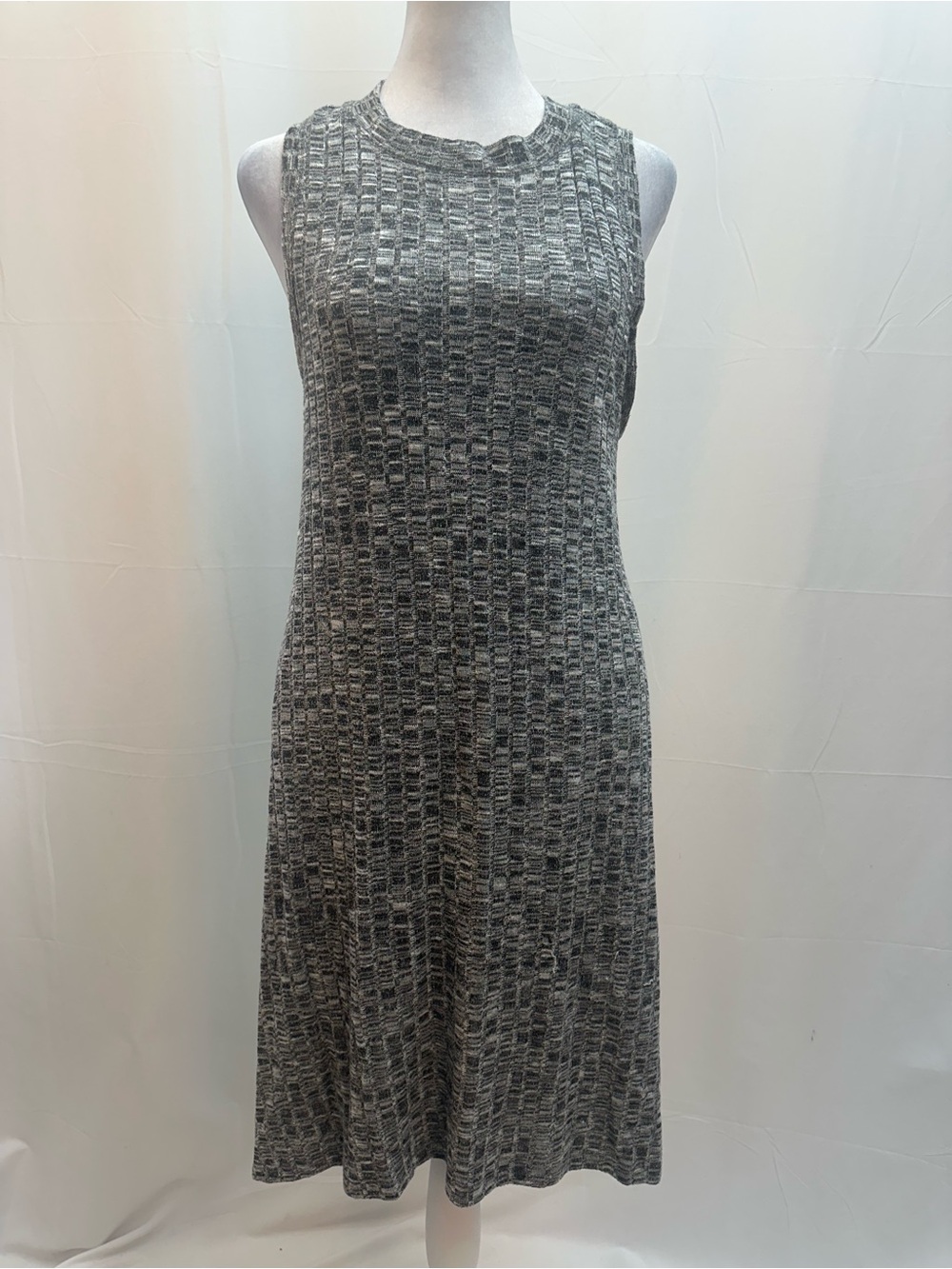 Maeve Sleeveless Gray Textured Midi Dress L
